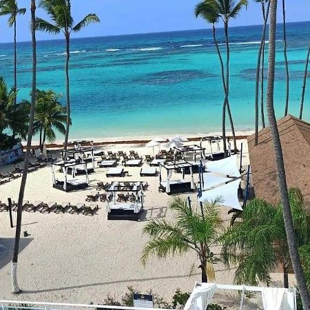 Chic Beachfront Apartment - Private Beach Access بونتا كانا المظهر الخارجي الصورة