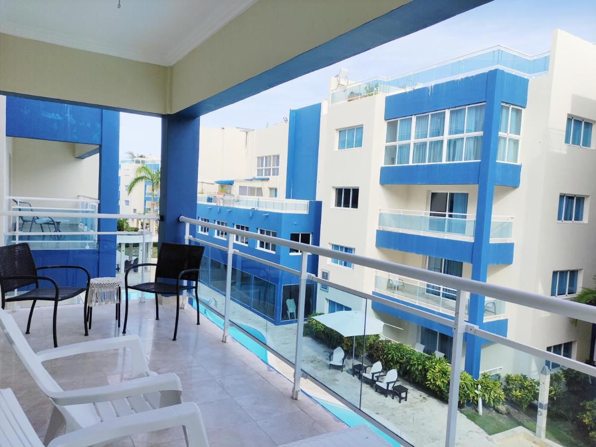 Chic Beachfront Apartment - Private Beach Access بونتا كانا المظهر الخارجي الصورة